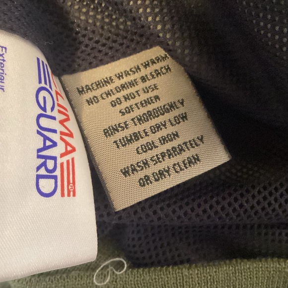 Vintage Cutter & Buck Men’s windbreaker short sleeve windshirt with Clima Guard - Picture 11 of 13